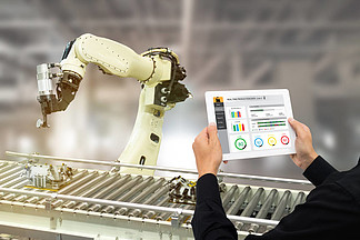 机械臂协同计算机软件在汽车车身制造中的智能化革命